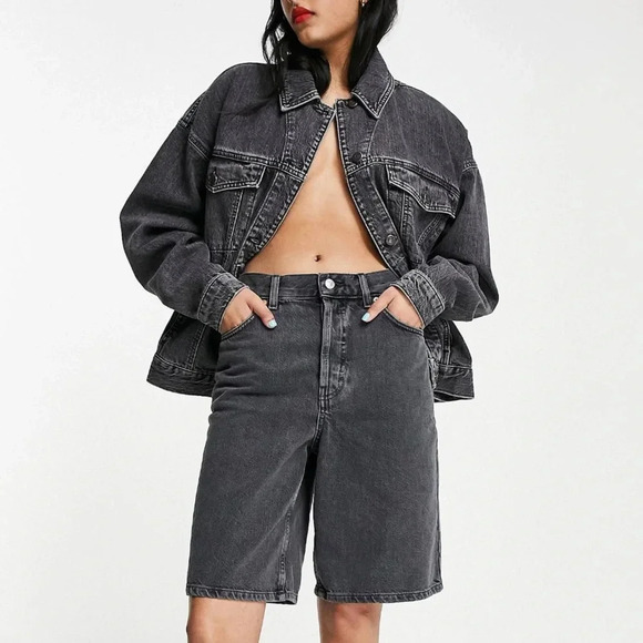 Topshop Editor Longline Denim Shorts In Washed Black - Picture 1 of 4